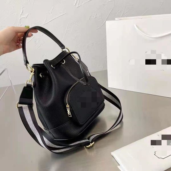 new women's korean pure leather bucket fashion versatile shopping travel bag large capacity cosmetic crossbody bag ysj
new women's korean pure leather bucket fashion versatile shopping travel bag large capacity cosmetic crossbody bag ysj