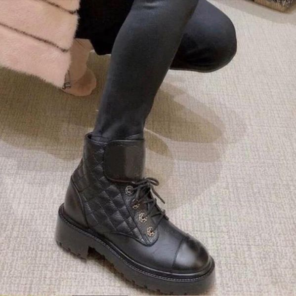 boots luxury design women's cowhide fashion trendy girl motorcycle thick-soled laces shoes p2, Black
boots luxury design women's cowhide fashion trendy girl motorcycle thick-soled laces shoes p2, Black