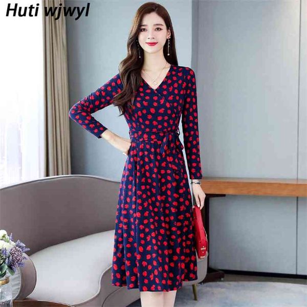 spring autumn plus size printed floral midi dress women elegant korean bodycon thin french party long sleeve vestidos 210528, Black;gray 
spring autumn plus size printed floral midi dress women elegant korean bodycon thin french party long sleeve vestidos 210528, Black;gray