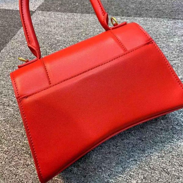 2021 messenger bag classic genuine leather handbags luxury design lady cross body hourglass brand handbag womens purse shoulder bags for wom
2021 messenger bag classic genuine leather handbags luxury design lady cross body hourglass brand handbag womens purse shoulder bags for wom