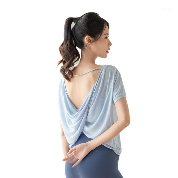 yoga outfit beautiful back comfortable wear short-sleeved gym clothes loose sports shirt for women
yoga outfit beautiful back comfortable wear short-sleeved gym clothes loose sports shirt for women
