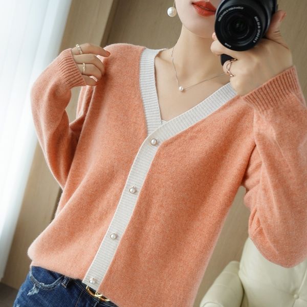 women's sweaters female cardigan of wool, knitted coat v, cashmere knitting, plus size, spring and autumn 2021, White;black
women's sweaters female cardigan of wool, knitted coat v, cashmere knitting, plus size, spring and autumn 2021, White;black