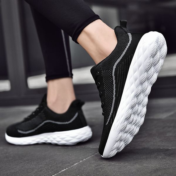 2021 summer women mens running shoes trend student outdoor sports sneakers red blue black size eur 38-46 code 50-0503
2021 summer women mens running shoes trend student outdoor sports sneakers red blue black size eur 38-46 code 50-0503