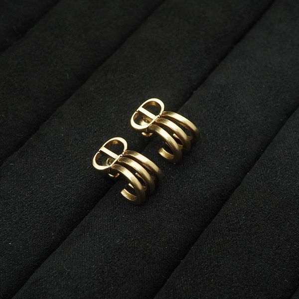 cuff stud earrings d family brass net red same dijia cd letter hook cat claw six female, Golden
cuff stud earrings d family brass net red same dijia cd letter hook cat claw six female, Golden