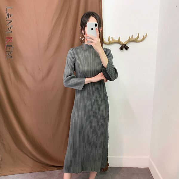 turtleneck full sleeves dress women elastic pleated vintage dresses female elegant vestido wj98001 210507, Black;gray
turtleneck full sleeves dress women elastic pleated vintage dresses female elegant vestido wj98001 210507, Black;gray