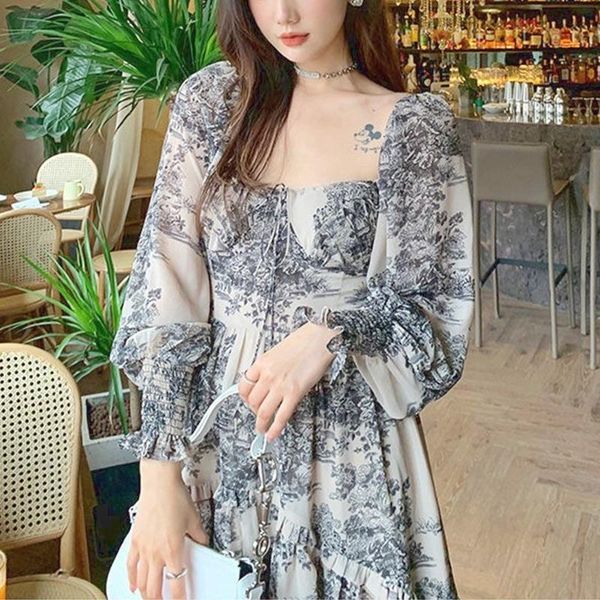 casual dresses korean retro print dress women french vintage puff sleeve beach summer female designer sweet chic lace-up sundress 2021, Black;gray
casual dresses korean retro print dress women french vintage puff sleeve beach summer female designer sweet chic lace-up sundress 2021, Black;gray