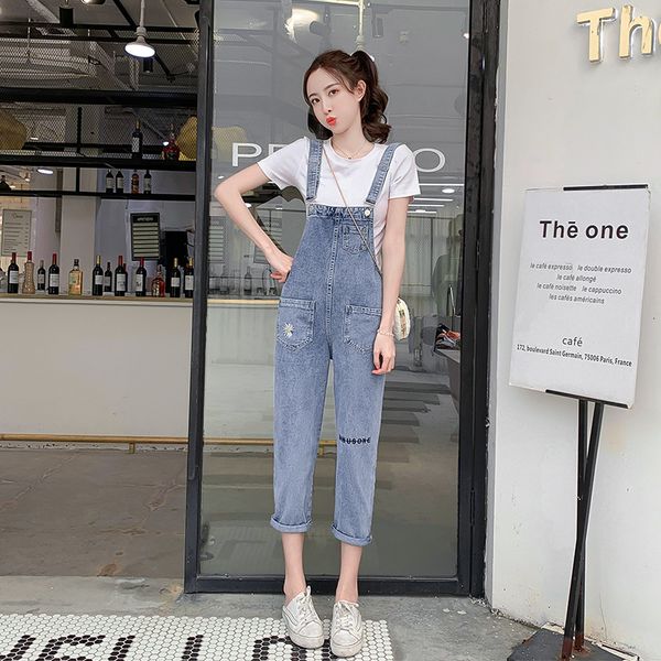 2021 high waist small daisy denim female overalls loose korean version and thin daddy pants cut from a play, Blue
2021 high waist small daisy denim female overalls loose korean version and thin daddy pants cut from a play, Blue