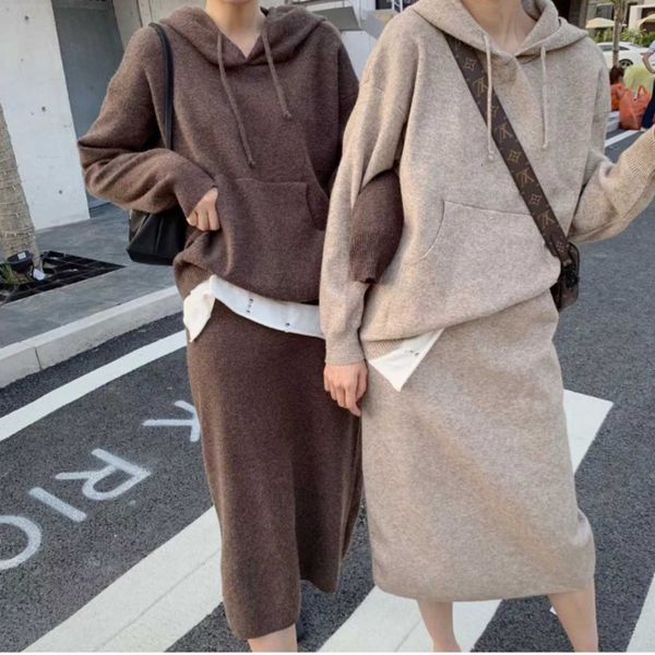 women's sweaters winter women suit khaki hooded kangaroo pocket jumpers high waist knitted midi skirt two piece sets, White;black
women's sweaters winter women suit khaki hooded kangaroo pocket jumpers high waist knitted midi skirt two piece sets, White;black