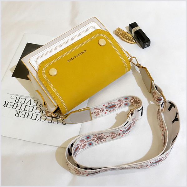 Messenger BagsShoulder 2021 Trend Messenger Fashion Bag Women's Handbag 
Messenger BagsShoulder 2021 Trend Messenger Fashion Bag Women's Handbag