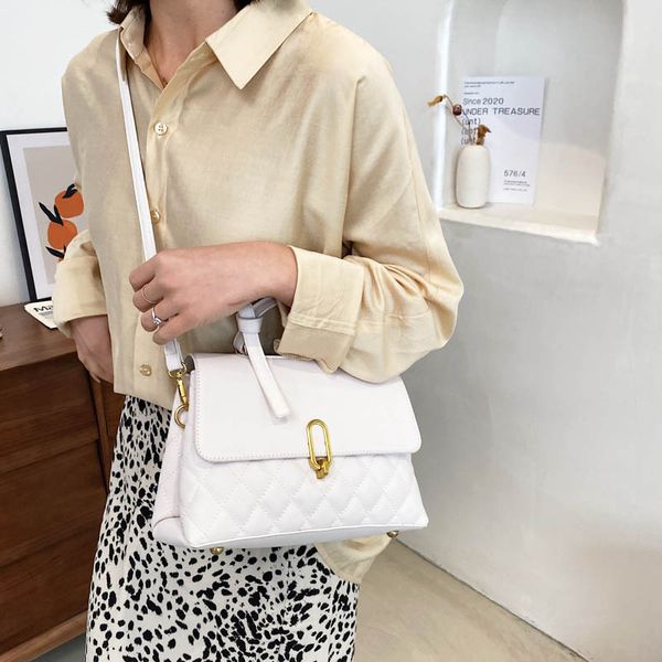 satchel women cross-body bag large tote bag pu leather women handbag flap design handle doctor bags retro style
satchel women cross-body bag large tote bag pu leather women handbag flap design handle doctor bags retro style