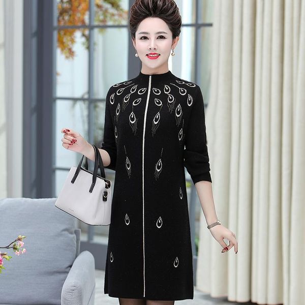 women turtleneck warm sweater dresses 2021 autumn winter dress lady long sleeve middle age mother's knitted floral loose casual, Black;gray
women turtleneck warm sweater dresses 2021 autumn winter dress lady long sleeve middle age mother's knitted floral loose casual, Black;gray