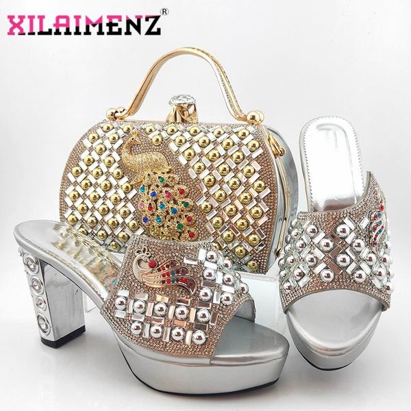 dress shoes and special design woman matching bag set italian style pumps for party in silver color, Black
dress shoes and special design woman matching bag set italian style pumps for party in silver color, Black