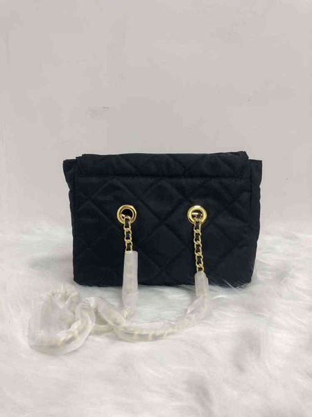5aluxury little red (same parachute chain bag black diamond lattice temperament joker stray package new handbag1th 1th
5aluxury little red (same parachute chain bag black diamond lattice temperament joker stray package new handbag1th 1th