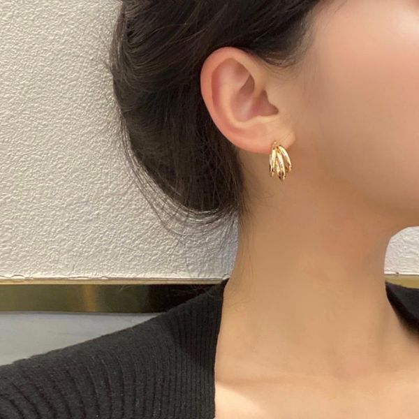 hoop & huggie korean vintage geometric metal gold earrings female fashion students punk drop 2021 trendy jewelry 2516, Golden;silver
hoop & huggie korean vintage geometric metal gold earrings female fashion students punk drop 2021 trendy jewelry 2516, Golden;silver