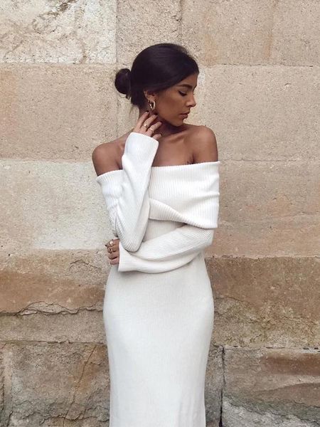 casual dresses woman turtleneck off the shoulder white long sleeve sweater mid dress, Black;gray
casual dresses woman turtleneck off the shoulder white long sleeve sweater mid dress, Black;gray