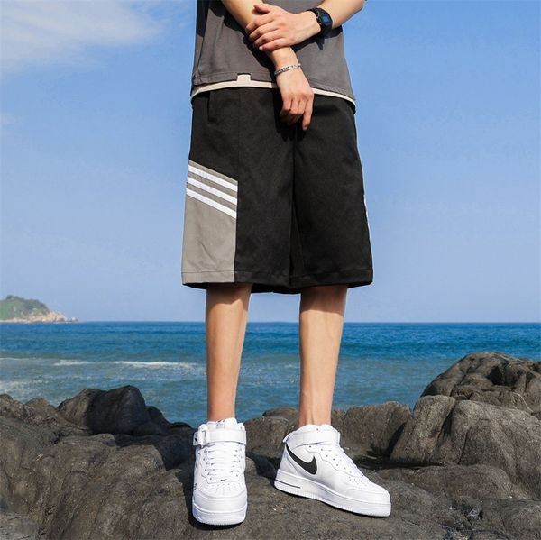 fashion shorts men's tooling 2021 summer wear brand ins loose casual sports five point pants, White;black
fashion shorts men's tooling 2021 summer wear brand ins loose casual sports five point pants, White;black