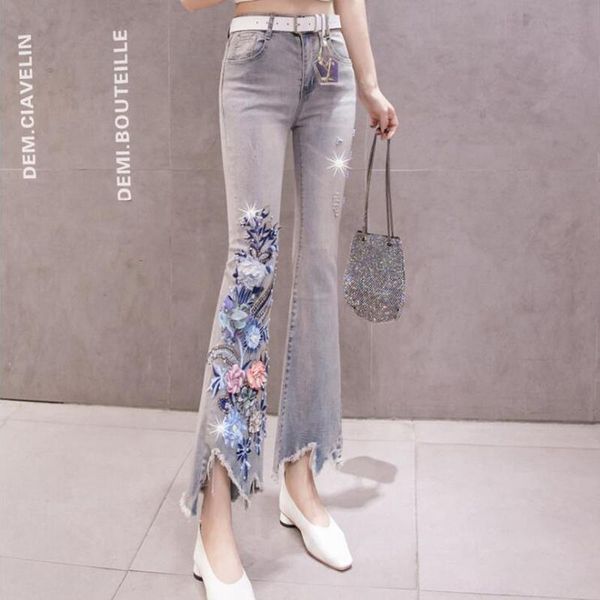 women's jeans 2021 beaded sequined flower hem pants ladies large size high elastic embroidery feet stretch slim wild casual, Blue
women's jeans 2021 beaded sequined flower hem pants ladies large size high elastic embroidery feet stretch slim wild casual, Blue