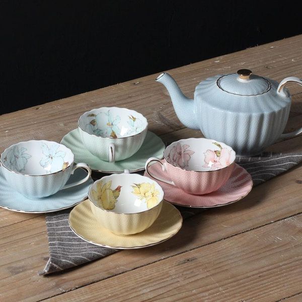 grade porcelain coffee cup and saucer bone china set mosaic design outline in gold tea cups & saucers
grade porcelain coffee cup and saucer bone china set mosaic design outline in gold tea cups & saucers