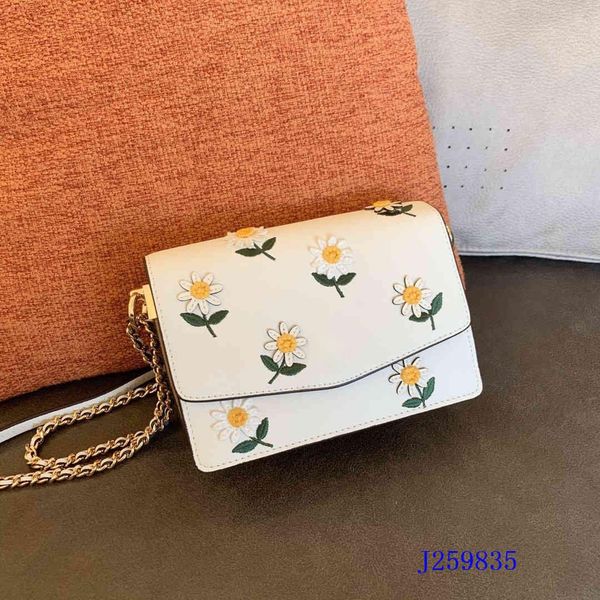 luxury handbags and storage outlet tb women's bag, small daisy one shoulder messenger bag, embroidered organ bag designe
luxury handbags and storage outlet tb women's bag, small daisy one shoulder messenger bag, embroidered organ bag designe
