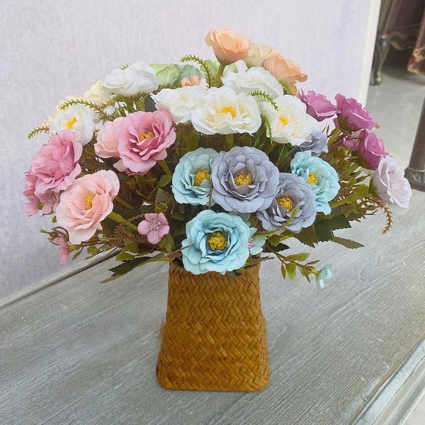 european painting rose branch 6 heads artificial silk flowers for wedding home decoration retro autumn white fake flower decorative & wreath
european painting rose branch 6 heads artificial silk flowers for wedding home decoration retro autumn white fake flower decorative & wreath