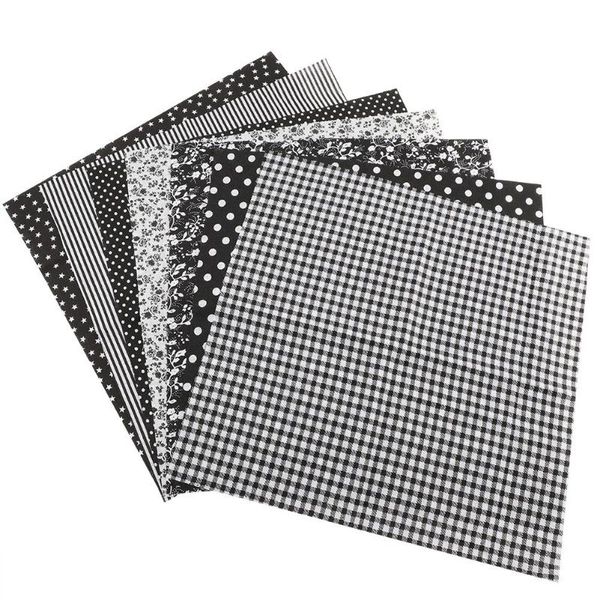 7pcs 25*25cm diy assorted squares pre-cut bedding cotton fabric suite quarters storage bags
7pcs 25*25cm diy assorted squares pre-cut bedding cotton fabric suite quarters storage bags