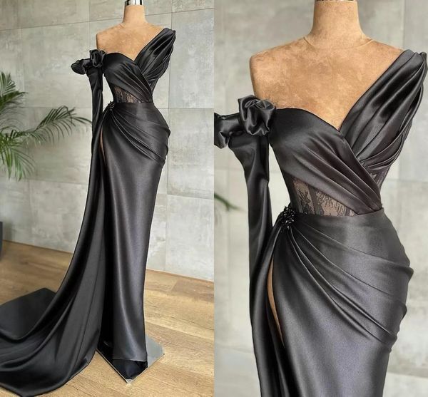 classic black off shoulder evening dresses arabic aso ebi sheer neck pleats satin lace prom gowns high split slim fit women special occasion, Black;red
classic black off shoulder evening dresses arabic aso ebi sheer neck pleats satin lace prom gowns high split slim fit women special occasion, Black;red
