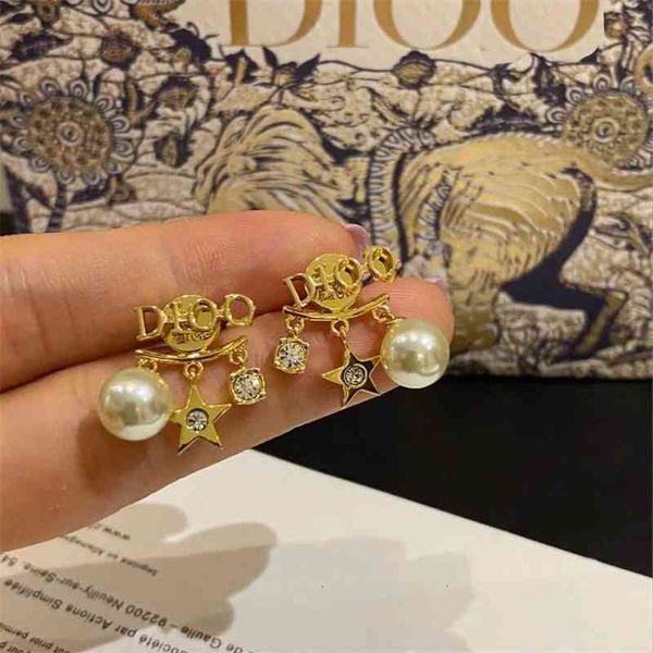 aaa designer jewelry 20-year-old new letter pearl star rhinestone simple versatile earrings female 925 silver needle anti allergy mul8
aaa designer jewelry 20-year-old new letter pearl star rhinestone simple versatile earrings female 925 silver needle anti allergy mul8