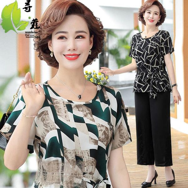 women's blouses & shirts real s 2021 spring style good texture temperament pearl decoration korean satin v-neck chiffon shirt, White
women's blouses & shirts real s 2021 spring style good texture temperament pearl decoration korean satin v-neck chiffon shirt, White