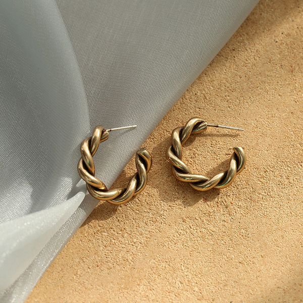 special offer 70% off luxury jewelry antique technology, simple and generous temperament c-shaped mahua s925 silver needle earrings, female, Golden;silver
special offer 70% off luxury jewelry antique technology, simple and generous temperament c-shaped mahua s925 silver needle earrings, female, Golden;silver