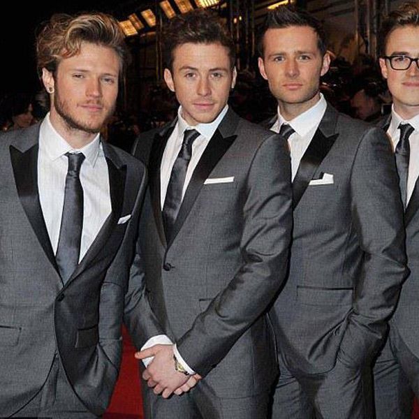men's suits & blazers gray wedding groomsmen tuxedos for groom wear 2021 peaked lapel two piece one button business party men (jacket +, White;black
men's suits & blazers gray wedding groomsmen tuxedos for groom wear 2021 peaked lapel two piece one button business party men (jacket +, White;black