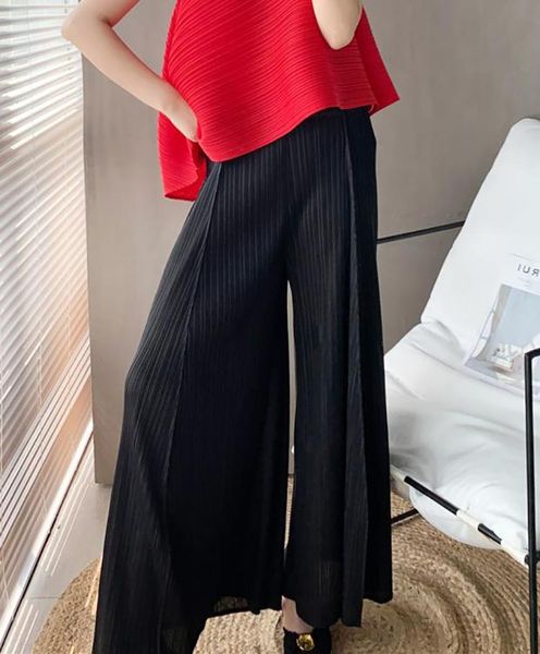 women's pants & capris miyake pleated summer 2021 plus size drape high waist harem wide leg loose casual women aesthetic clothes, Black;white
women's pants & capris miyake pleated summer 2021 plus size drape high waist harem wide leg loose casual women aesthetic clothes, Black;white