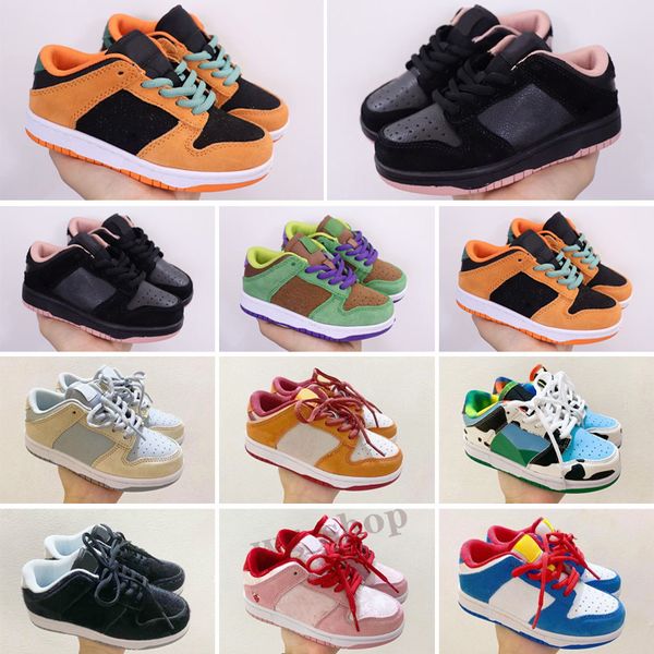 futura x sb low off casual shoes kids women mens green orange blue white dunks des chaussures taquets 26-35, Black
futura x sb low off casual shoes kids women mens green orange blue white dunks des chaussures taquets 26-35, Black