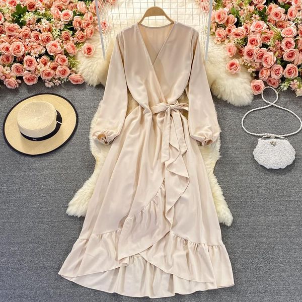 casual dresses autumn irregular ruffle long dress women vintage v-neck puff sleeve high waist big swing 2021 green/red/beige, Black;gray
casual dresses autumn irregular ruffle long dress women vintage v-neck puff sleeve high waist big swing 2021 green/red/beige, Black;gray