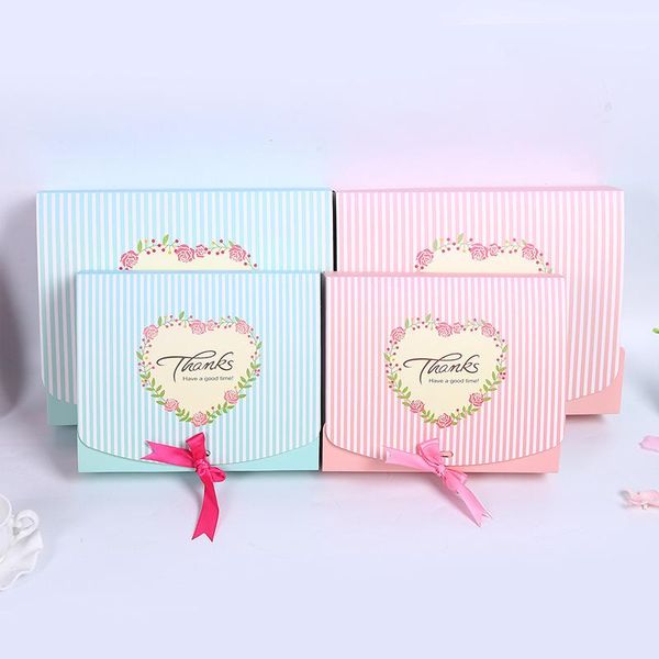 gift wrap 10 pcs paper box kraft cardboard handmade soap box,cute box, jewelry/candy packaging boxes 31*25.5*8cm
gift wrap 10 pcs paper box kraft cardboard handmade soap box,cute box, jewelry/candy packaging boxes 31*25.5*8cm