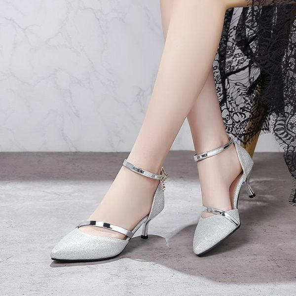 dress shoes summer fashion pointed toe four seasons with a buckle mid-heel stiletto rhinestone hollow 34-46 bridal sandals, Black
dress shoes summer fashion pointed toe four seasons with a buckle mid-heel stiletto rhinestone hollow 34-46 bridal sandals, Black