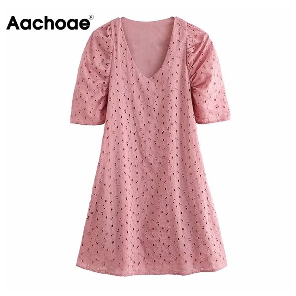 elegant pink color embroidery mini dress summer v ne puff short sleeve casual dresses lady hollow out retro dress, Black;white
elegant pink color embroidery mini dress summer v ne puff short sleeve casual dresses lady hollow out retro dress, Black;white