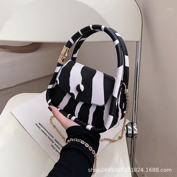 evening bags 2021 luxury zebra cow pattern tote women's handbag pu leather quality messenger casual fashion bag hand1
evening bags 2021 luxury zebra cow pattern tote women's handbag pu leather quality messenger casual fashion bag hand1