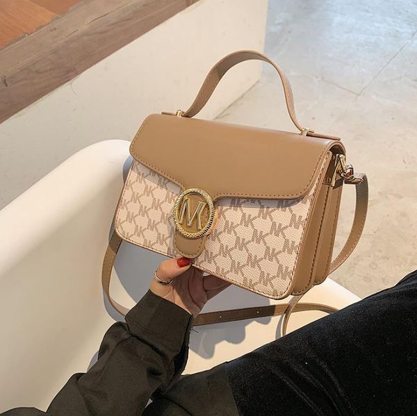 women's bags rhombus handbags simple messenger large-capacity casual hit color shoulder bag
women's bags rhombus handbags simple messenger large-capacity casual hit color shoulder bag
