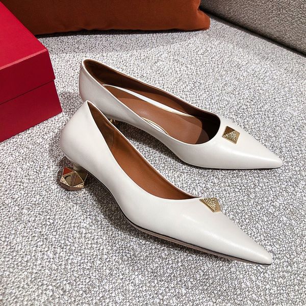 fashion trend designer women beach sandals 5 colors with heels shoes flip flops loafers spring summer shoes with heels wedding dress sandals, Black
fashion trend designer women beach sandals 5 colors with heels shoes flip flops loafers spring summer shoes with heels wedding dress sandals, Black