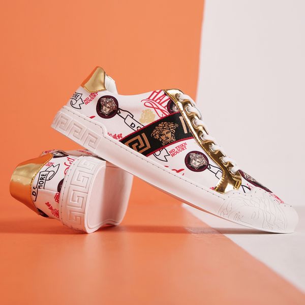 fashionable dress shoes casual sneakers stylish painting green pattern black white sports outdoor d8835
fashionable dress shoes casual sneakers stylish painting green pattern black white sports outdoor d8835