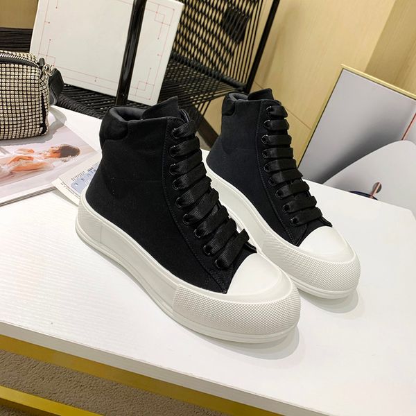 classic platform canvas casual shoes women high-brand sneakers white black suede splicing summer all-match stylist shoe low cut
classic platform canvas casual shoes women high-brand sneakers white black suede splicing summer all-match stylist shoe low cut