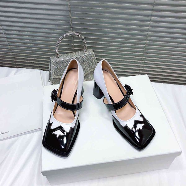 70% off wholesale sandals flip-flops new fashion summer genuine leather women boots luxury shoes designers square toe hoof heels, Black
70% off wholesale sandals flip-flops new fashion summer genuine leather women boots luxury shoes designers square toe hoof heels, Black
