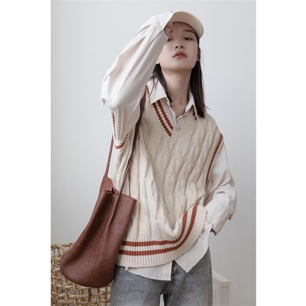 spring and autumn hit color casual sweater knitted vest all-match 210427, White;black
spring and autumn hit color casual sweater knitted vest all-match 210427, White;black