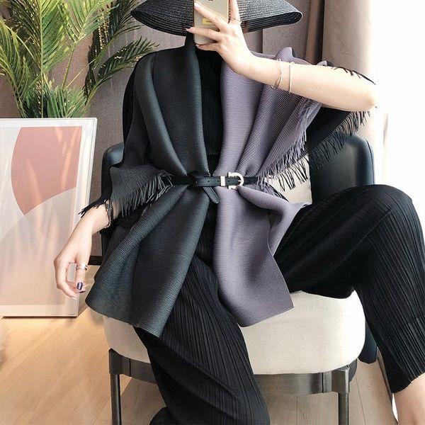 sanzhai pleated windbreaker autumn / winter 2021 lapel loose jacket versatile temperament coat women's jackets, Black;brown
sanzhai pleated windbreaker autumn / winter 2021 lapel loose jacket versatile temperament coat women's jackets, Black;brown