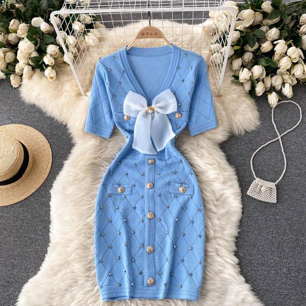 casual dresses design beading diamond knitted sweater dress women v neck slim sheath bodycon streetwear short sundress, Black;gray
casual dresses design beading diamond knitted sweater dress women v neck slim sheath bodycon streetwear short sundress, Black;gray