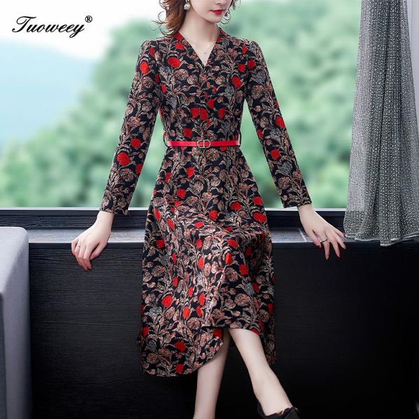 black big swing print vintage christmas dress women winter casual long sleeve v neck year party plus size ~4xl dresses, Black;gray
black big swing print vintage christmas dress women winter casual long sleeve v neck year party plus size ~4xl dresses, Black;gray