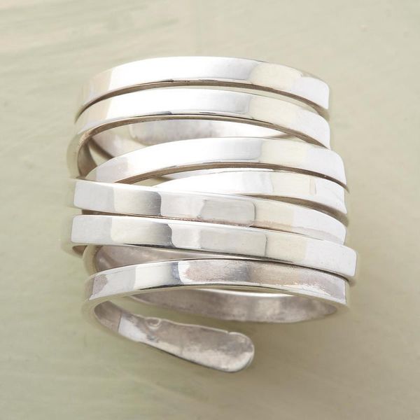 cluster rings fashion silver geometric multi-layer twist for women wedding band ring engagement anniversary jewelry drop, Golden;silver
cluster rings fashion silver geometric multi-layer twist for women wedding band ring engagement anniversary jewelry drop, Golden;silver