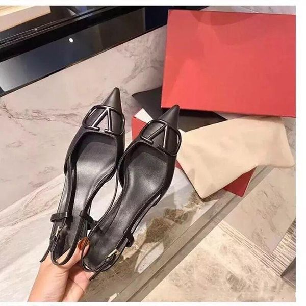sandals women's shoes pointed toe designer v-shaped metal buckle single high heel 4 cm 6 8.5 size 42, Black
sandals women's shoes pointed toe designer v-shaped metal buckle single high heel 4 cm 6 8.5 size 42, Black