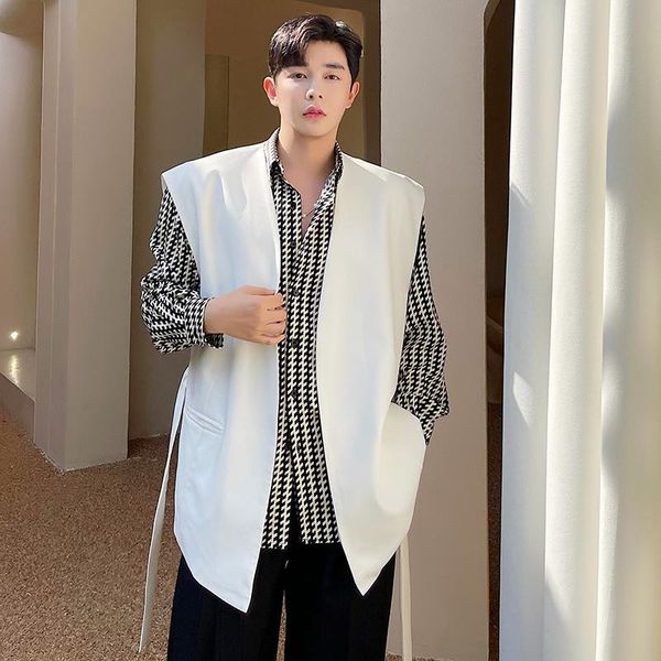 men's vests summer down jacket net red niche design korean waistcoat no collar high-grade light luxury suit fashion, Black;white
men's vests summer down jacket net red niche design korean waistcoat no collar high-grade light luxury suit fashion, Black;white