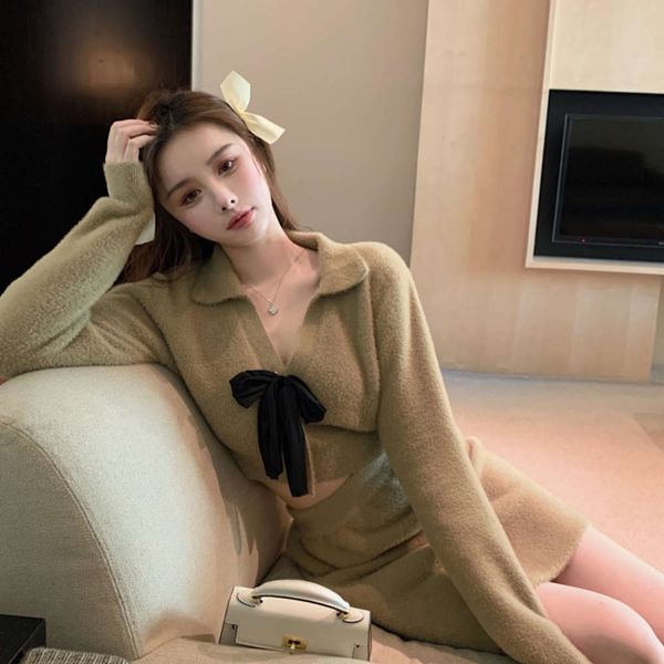 party dresses suit women's v-neck sweater spring 2021 high waist skirt two piece set fashion vco1, White;black
party dresses suit women's v-neck sweater spring 2021 high waist skirt two piece set fashion vco1, White;black